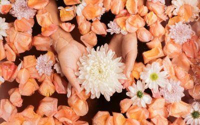 Jak zadbać o cerę mieszaną bez obciążania policzków